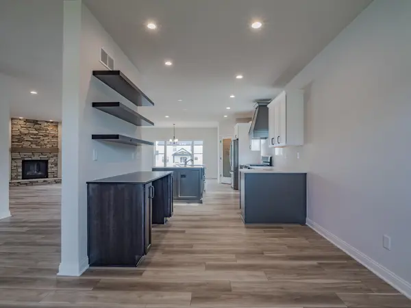 9905 Beacon Pointe LN, Cedar Lake, IN 46303