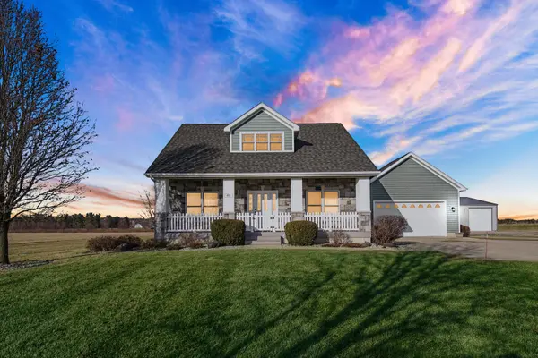 491 W Division RD, Valparaiso, IN 46385