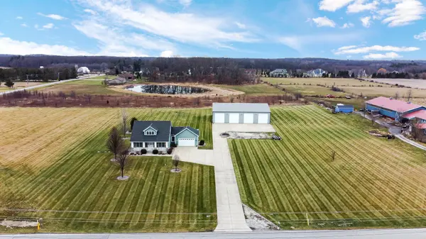 491 W Division RD, Valparaiso, IN 46385