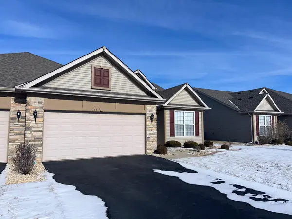 977 Rockwell LN, Dyer, IN 46311
