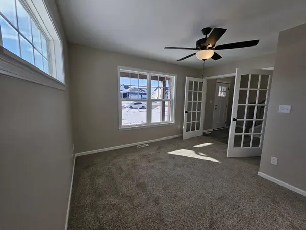 4951 Stephen LN, Lowell, IN 46356