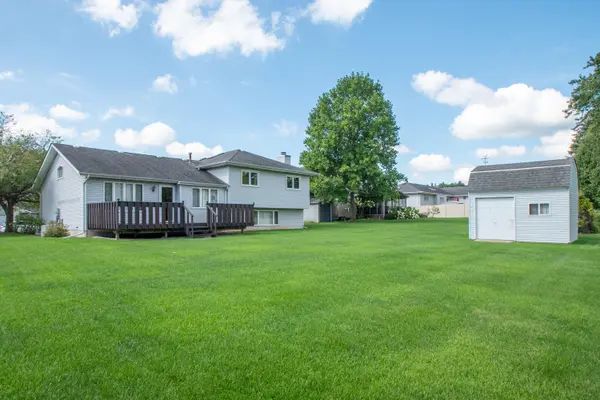 13100 Snowberry Lane, St. John, IN 46373