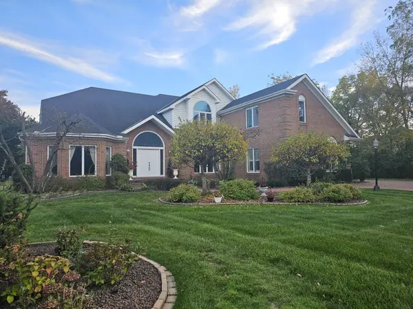 955 Killarney DR, Dyer, IN 46311
