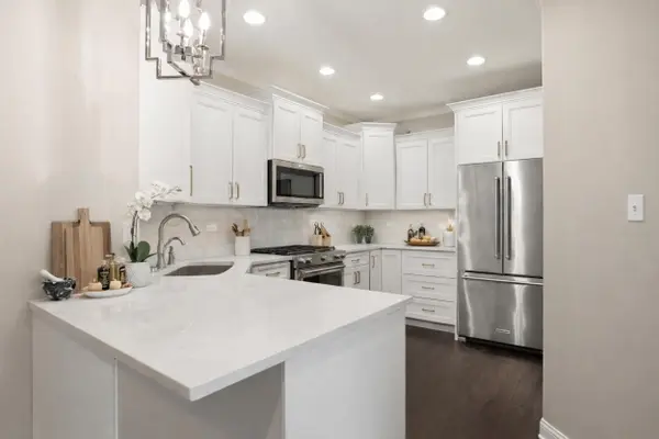 9170 W 107th Place, St. John, IN 46373