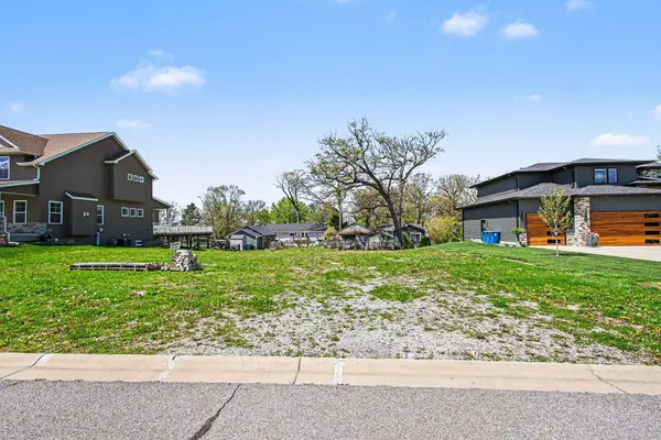 13526 Beach PL, Cedar Lake, IN 46303