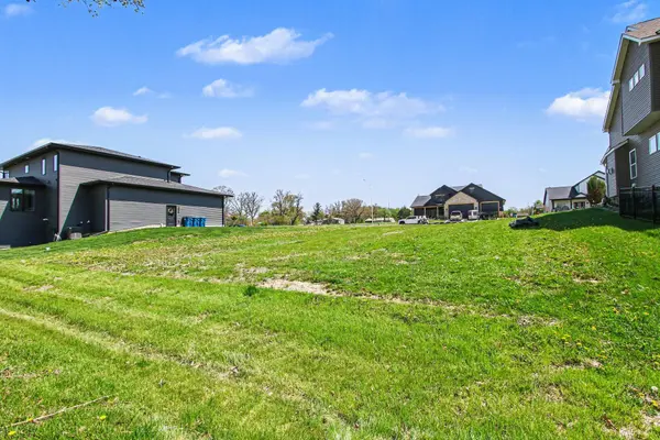 13526 Beach PL, Cedar Lake, IN 46303