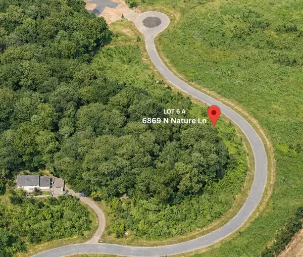 6869 N Nature Lane, La Porte, IN 46350