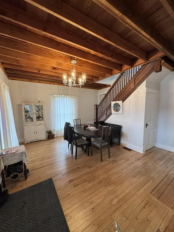 403 S Chestnut ST, Earl Park, IN 47942