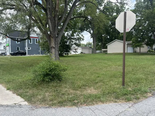 799 E Burnham Street, Lowell, IN 46356