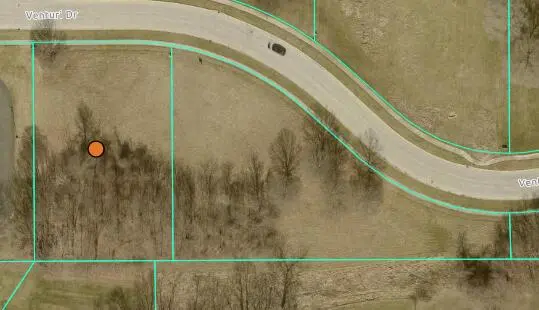 123 & 127 Venturi DR, Chesterton, IN 46304