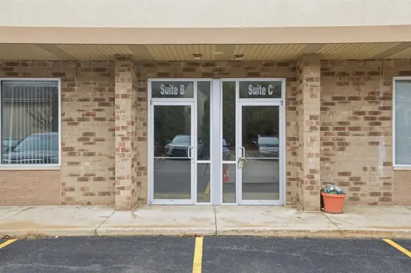 8025 Wicker AVE #B, St. John, IN 46373