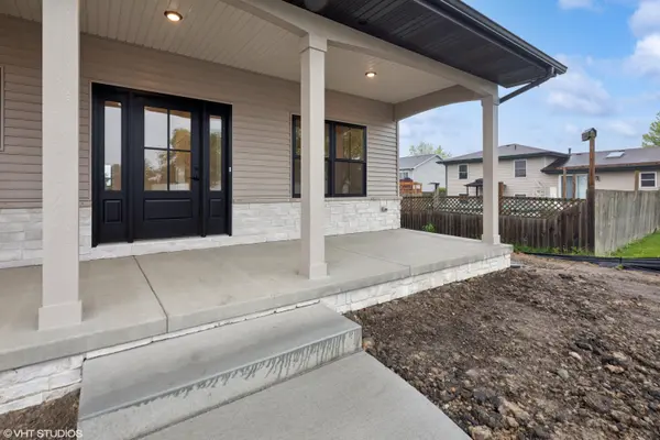 13616 Superior LN, Cedar Lake, IN 46303