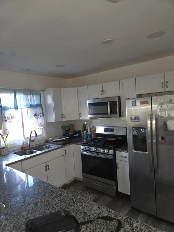 7351 Buchanan ST, Merrillville, IN 46410