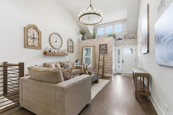 10870 Scarlet Oak, St. John, IN 46373