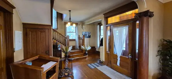 616 C ST, La Porte, IN 46350