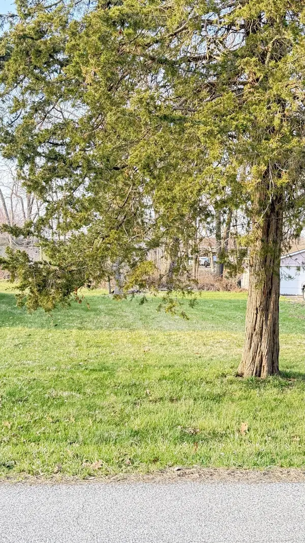 7516 W 140th PL, Cedar Lake, IN 46303