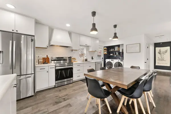 2840 Lois ST, Portage, IN 46368