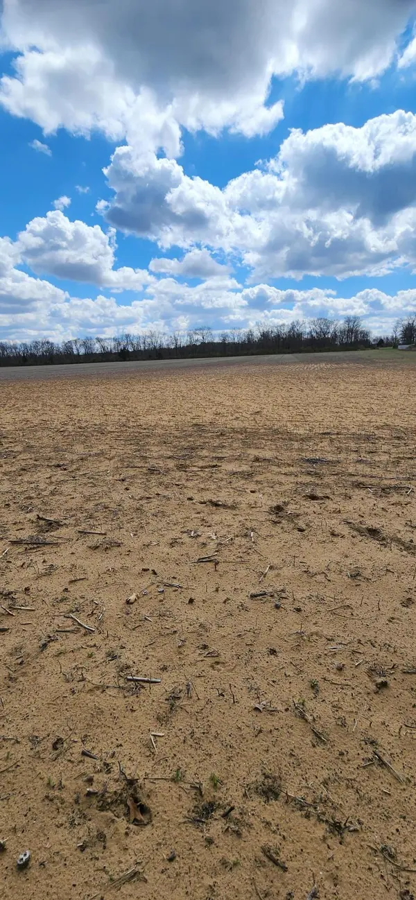 7640 S 1075 W, San Pierre, IN 46374