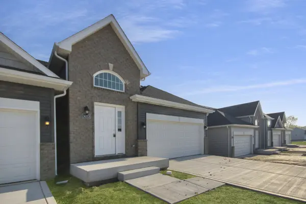 3033 W 82nd Place, Merrillville, IN 46410