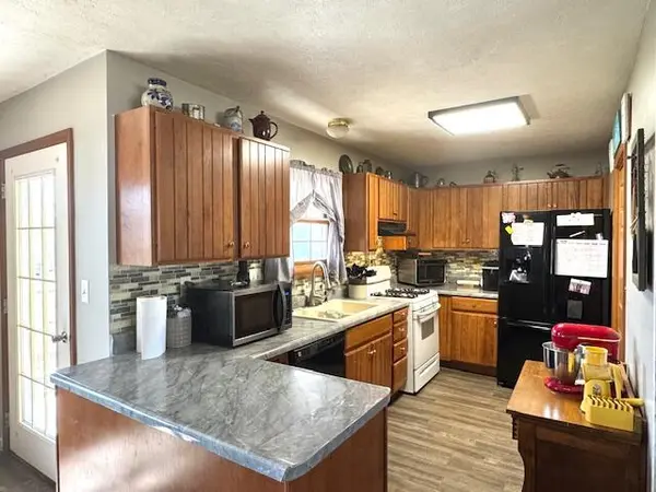 4135 S East Drive, Knox, IN 46534