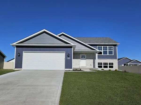 5033 Richard DR, Lowell, IN 46356
