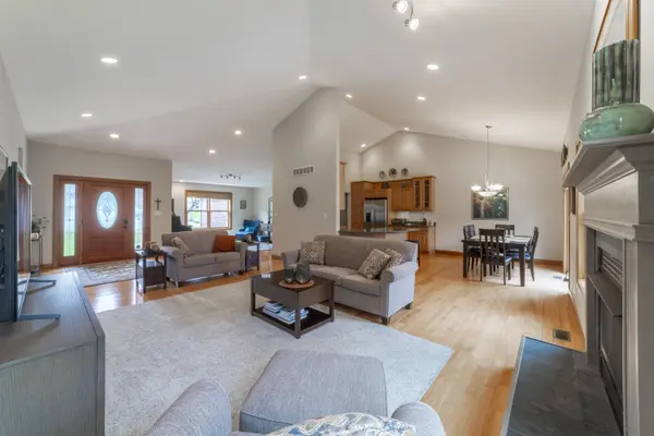 4650 W Merlot CT, La Porte, IN 46350