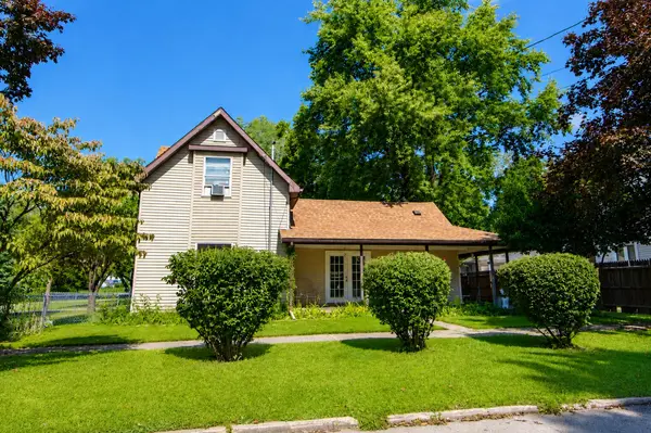 207 W Lake ST, Knox, IN 46534