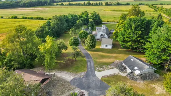 2549 E 1100, Demotte, IN 46310