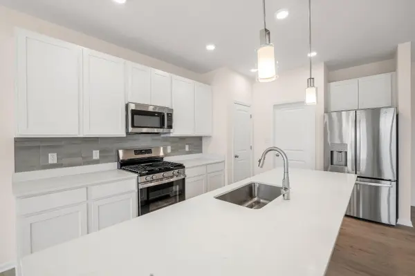 4054 Reflection Place, Valparaiso, IN 46385