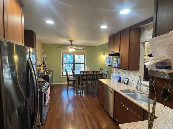 6331 Savannah AVE, Portage, IN 46368