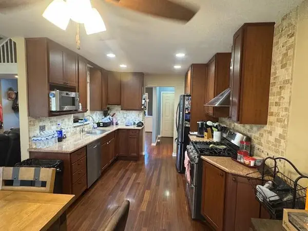 6331 Savannah AVE, Portage, IN 46368