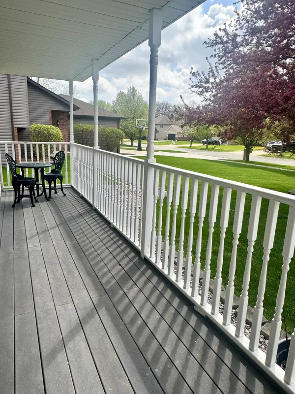 9519 Henry ST, Dyer, IN 46311
