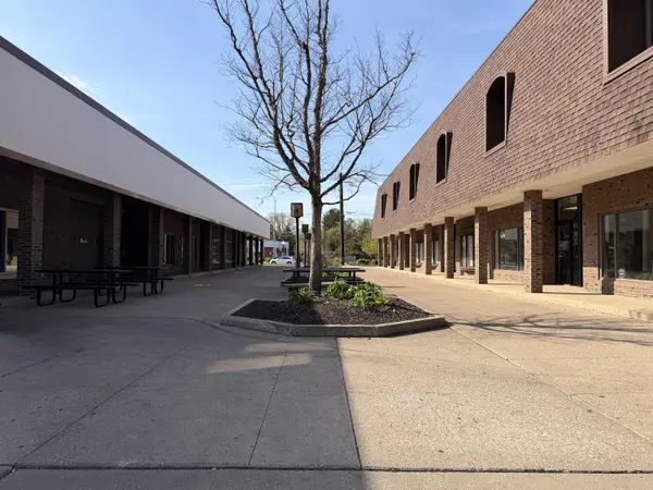 435 Ridge RD, Munster, IN 46321