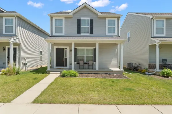 12724 Rutledge ST, Crown Point, IN 46307
