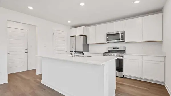 200 Cressmoor Boulevard, Hobart, IN 46342