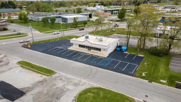 2306 Calumet AVE, Valparaiso, IN 46383