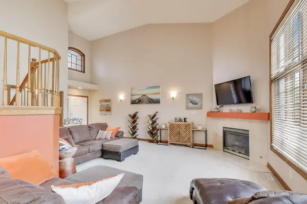 1617 Cherry Blossom Drive, Munster, IN 46321