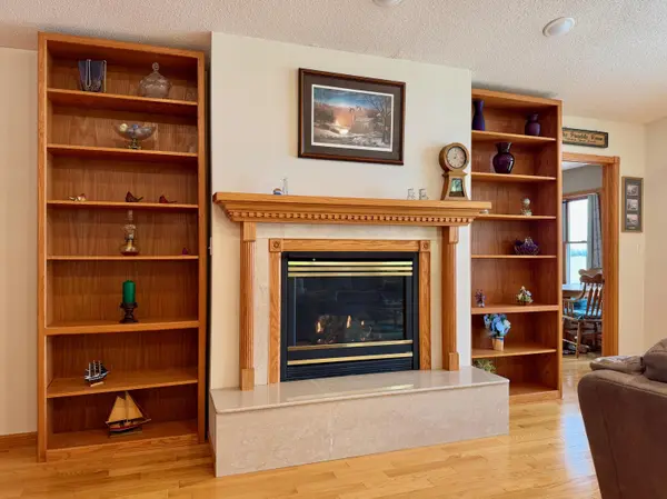 6353 S State Road 10, Knox, IN 46534