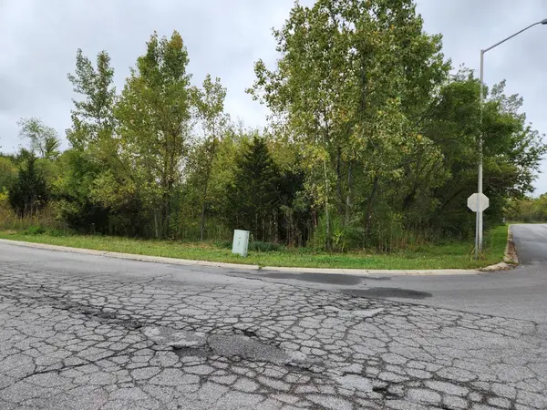 7900 Grant Street, Merrillville, IN 46410