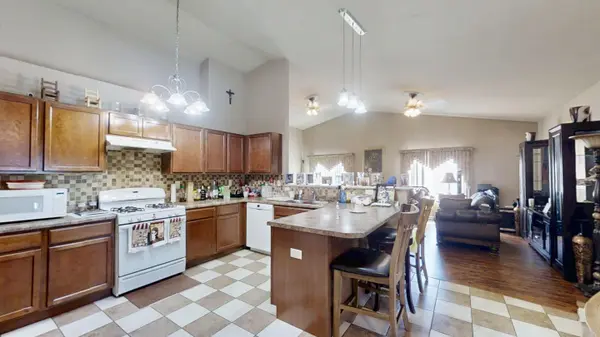 3782 W 70th PL, Merrillville, IN 46410