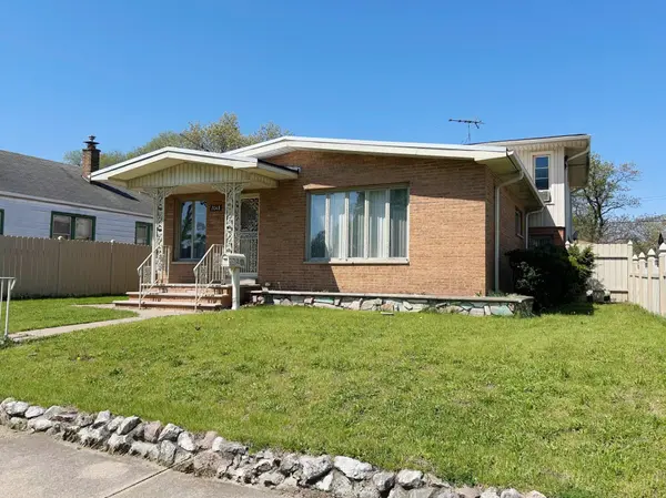 2048 Roosevelt PL, Gary, IN 46404