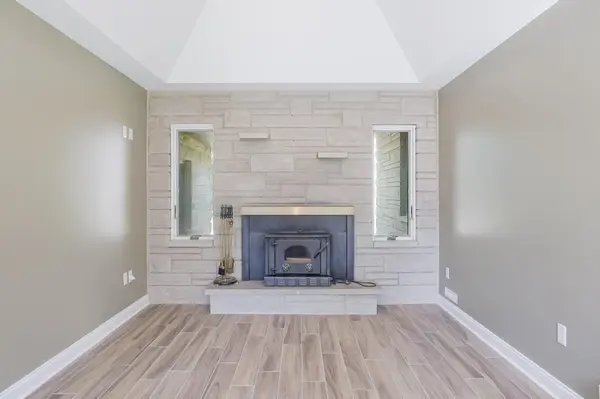 9330 Keilman ST, St. John, IN 46373