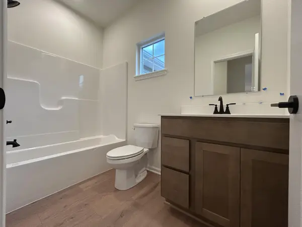 3002 Travelers WAY, Valparaiso, IN 46385