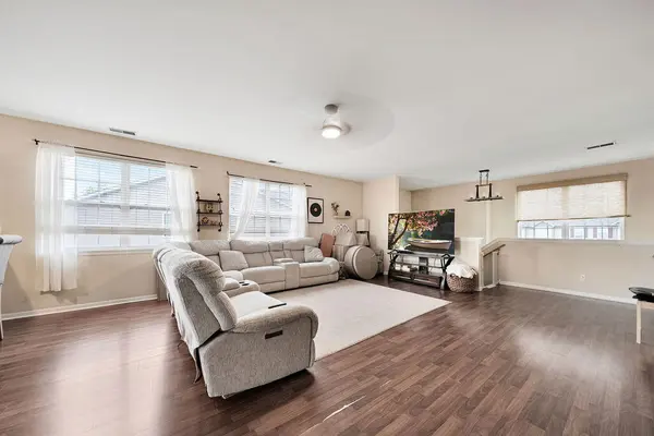 1159 Auburn Meadow LN, Schererville, IN 46375