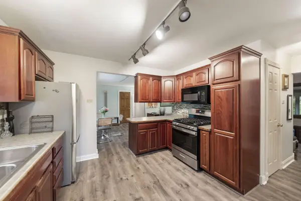 234 Lincoln Hills DR, Valparaiso, IN 46385