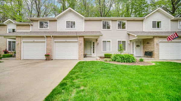 121 Indian Ridge DR, Michigan City, IN 46360