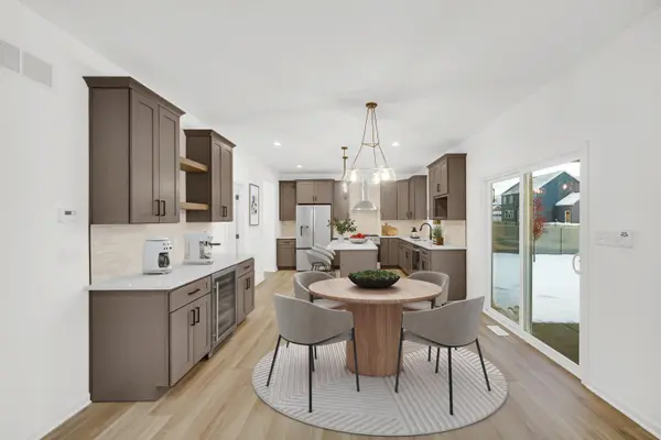714 Druim Trail, Crown Point, IN 46307