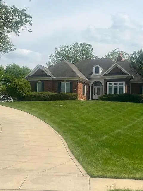9261 Ruth CT, St. John, IN 46373