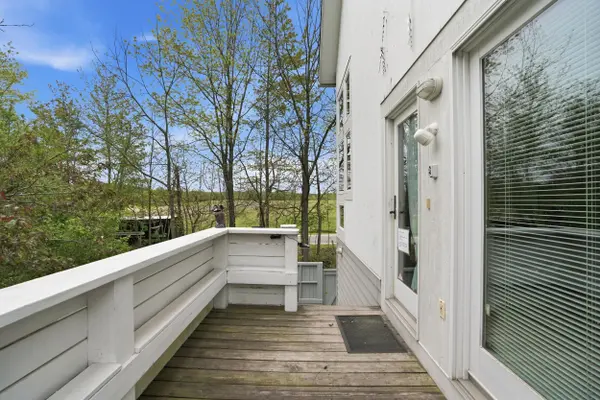 10 Tryon Farm LN #F10, Michigan City, IN 46360