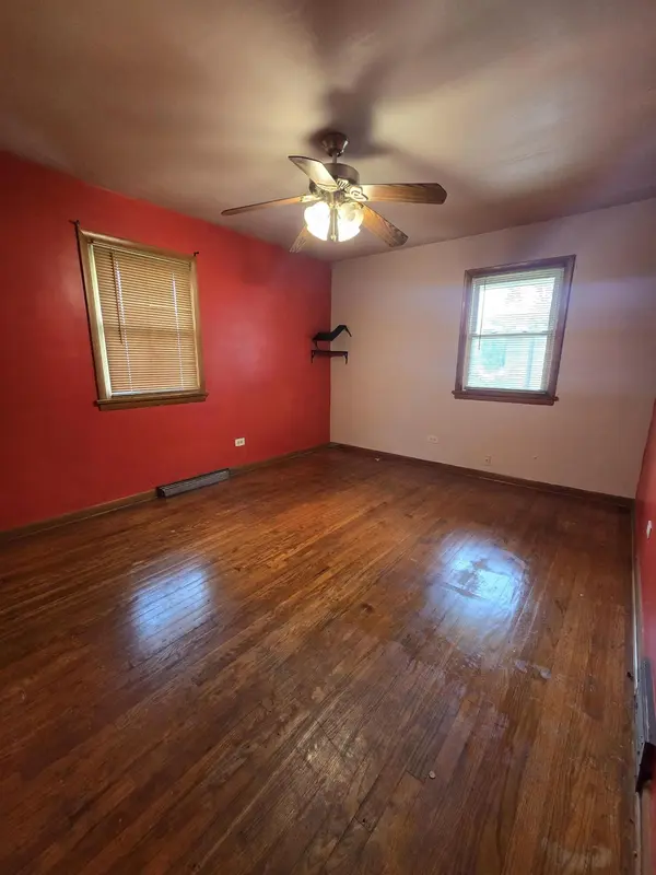 8606 Calumet AVE, Munster, IN 46321
